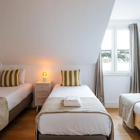 Skyline By Misha's Place 5e