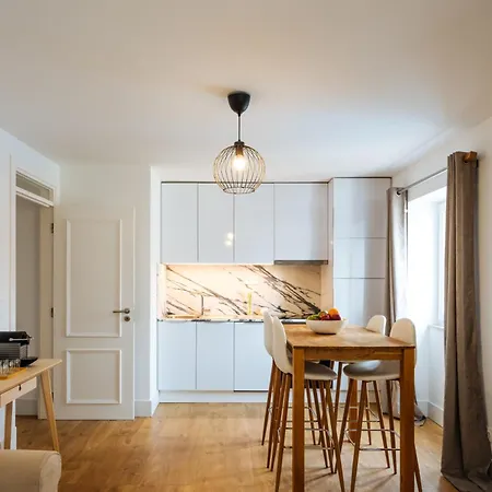 Appartamento Skyline By Misha's Place 5e *